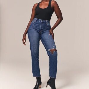 Abercrombie & Fitch Curve love High rise mom jean